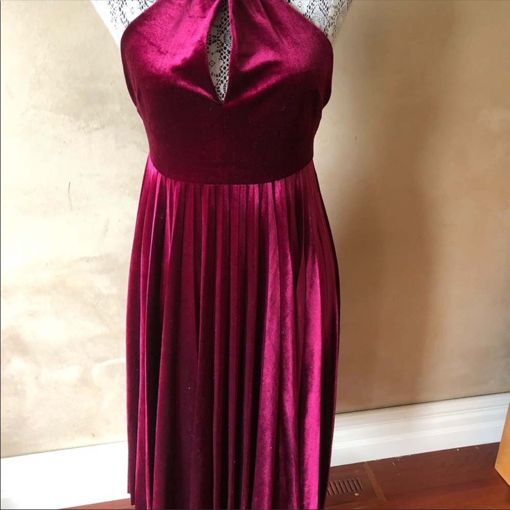 Endless Rose dress  Sz M